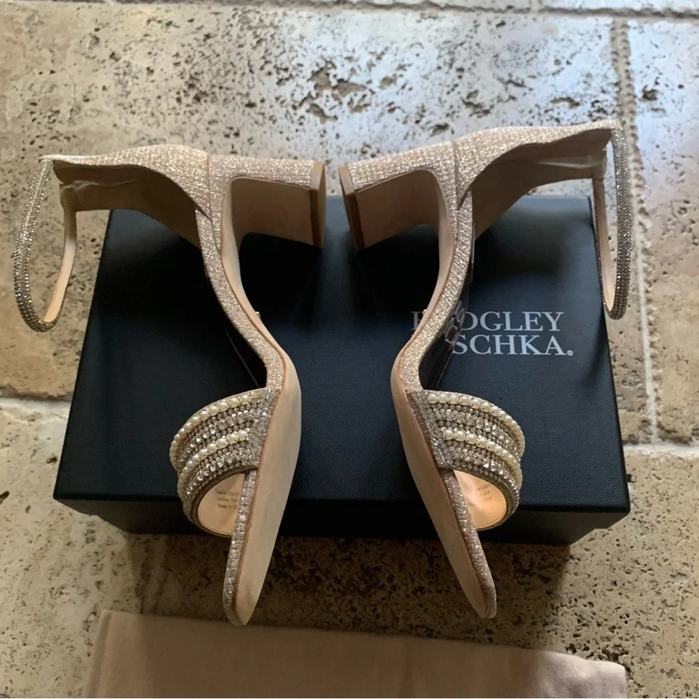 Badgley Mischka Kameryn Pale Gold Sandal Heel 9.5 Block